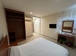 Aeton Hotel
