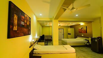 Hotel Ashlesh