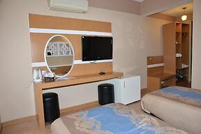 Ozbay Hotel
