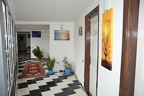 Ozbay Hotel