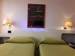 Motel K