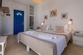 Heliotropio Studios & Apartments