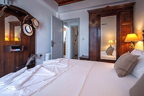 Heliotropio Studios & Apartments