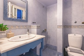 Heliotropio Studios & Apartments