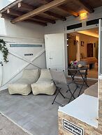 Heliotropio Studios & Apartments