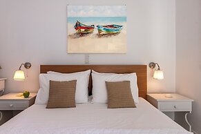 Heliotropio Studios & Apartments