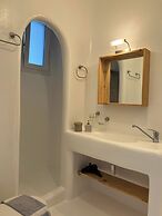 Heliotropio Studios & Apartments