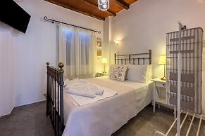 Heliotropio Studios & Apartments