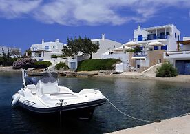 Heliotropio Studios & Apartments