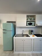 Heliotropio Studios & Apartments