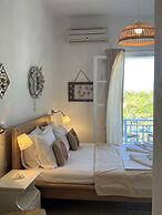 Heliotropio Studios & Apartments
