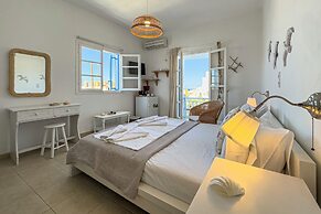 Heliotropio Studios & Apartments