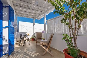 Heliotropio Studios & Apartments