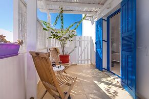 Heliotropio Studios & Apartments