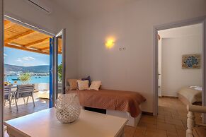 Heliotropio Studios & Apartments