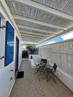 Heliotropio Studios & Apartments