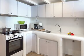 Heliotropio Studios & Apartments