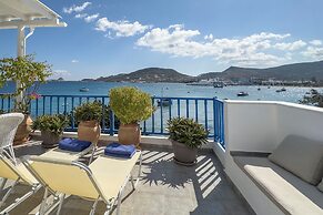 Heliotropio Studios & Apartments