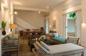 Sri Villas