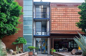 Kubo Hotel
