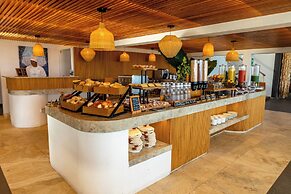 Punta Sal Suites & Bungalows Resort