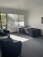 Kerry Lane Motel