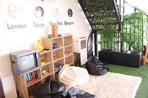 Mad Panda Hostel