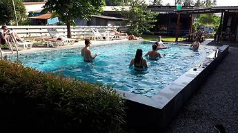 Na-tub Hostel