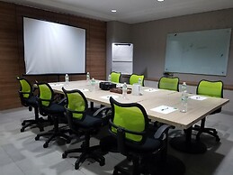 LeGreen Suite Kuningan