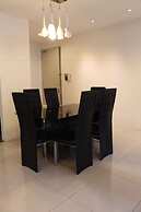 Peaceful Service Suites at Taragon Puteri Bintang
