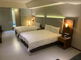 Grand Bay Resort