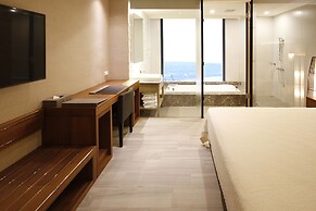 Grand Bay Resort