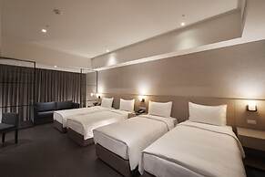 Grand Bay Resort