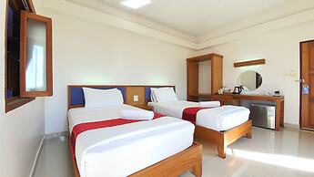 J2 Hotel