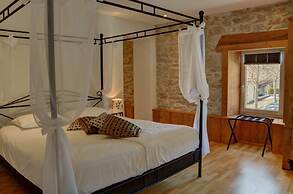 Petit Hotel