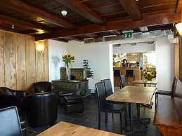 Petit Hotel