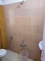 HMR Royal Inn