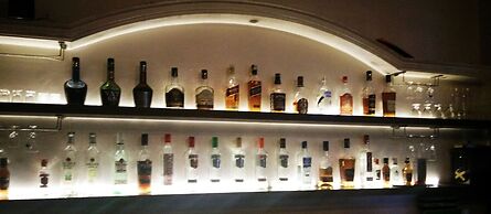 HMR Royal Inn