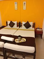 HMR Royal Inn