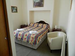 St George Hotel