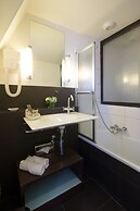 Villa 81