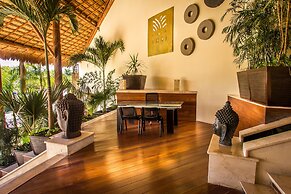 Aldea Thai by Bric