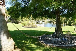 Silver Waters Lodge