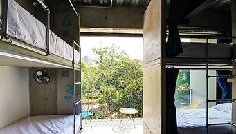 Los Patios Hostel