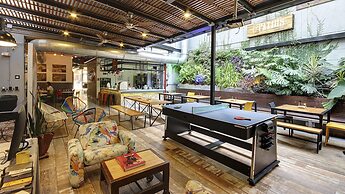 Los Patios Hostel