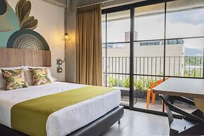 Los Patios Hostel