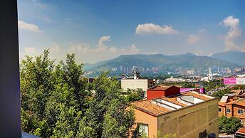 Los Patios Hostel