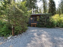 Handsome Dan's Port Renfrew