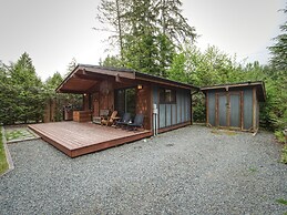 Handsome Dan's Port Renfrew