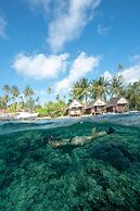 Tetamanu Village & Sauvage